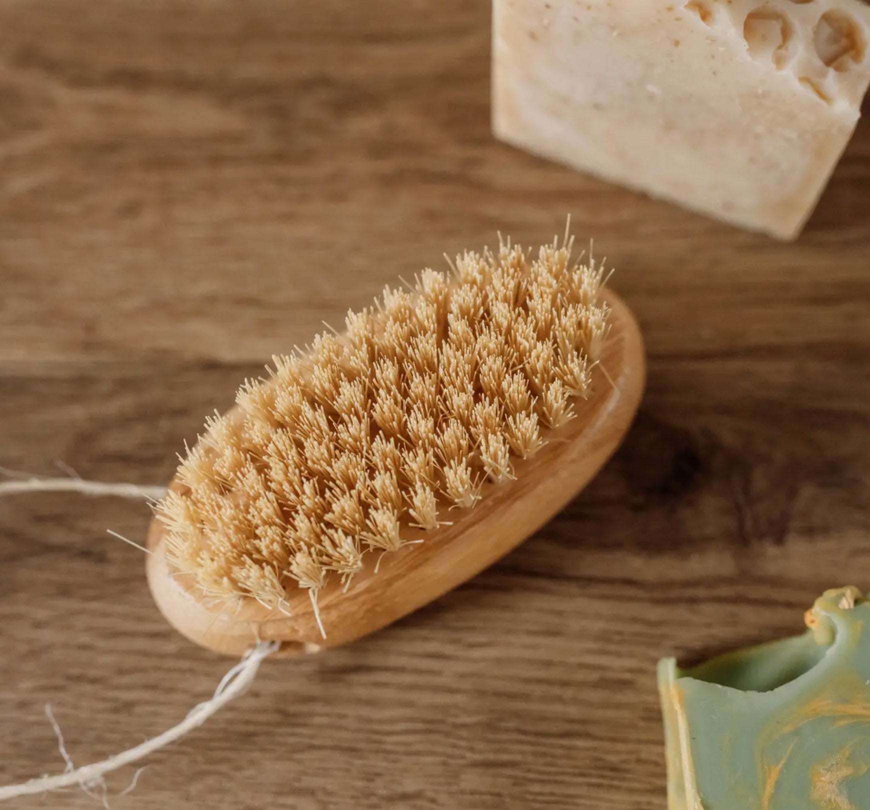 Brosse à ongles en bambou